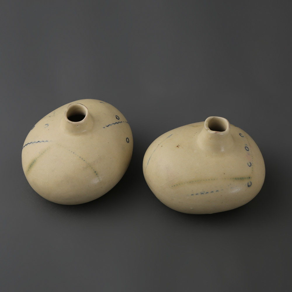 Indigo pot only one piece